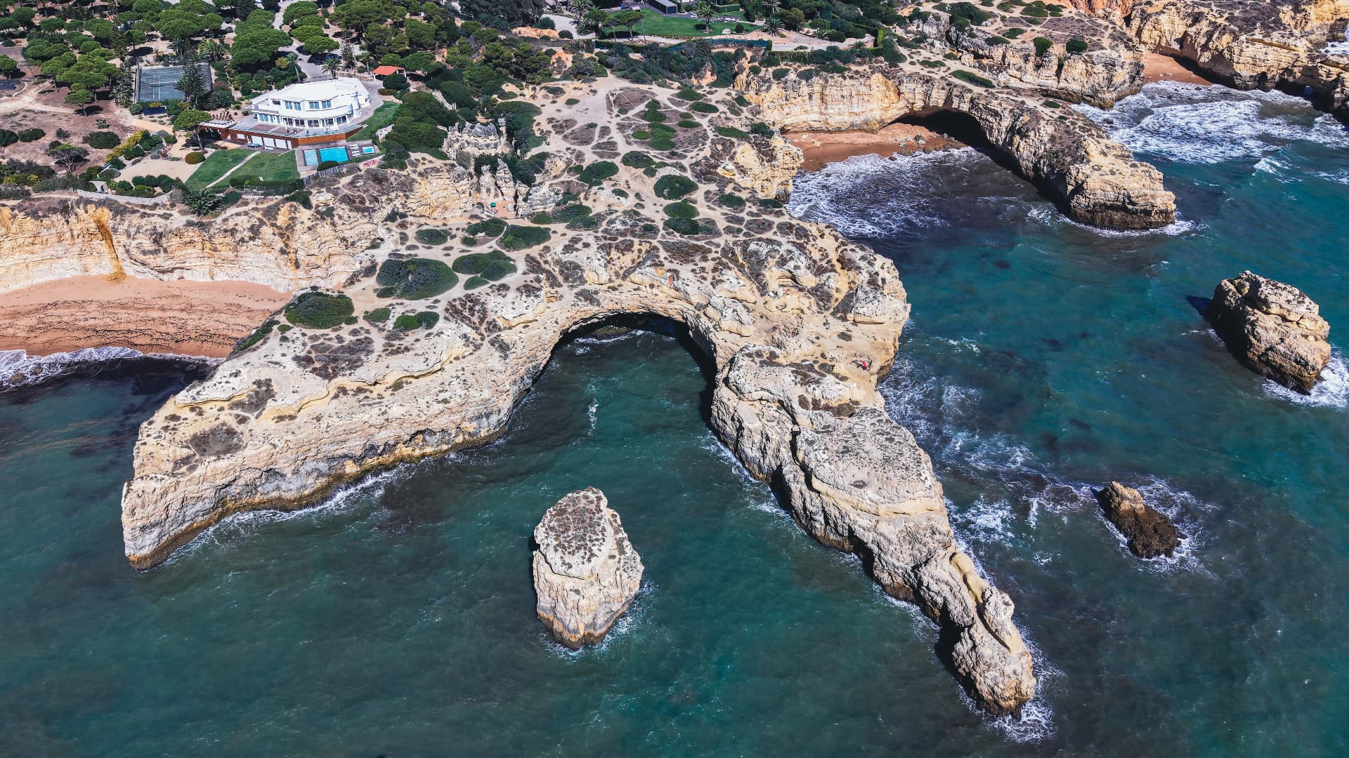Classic Albufeira Tour + Hidden Beach